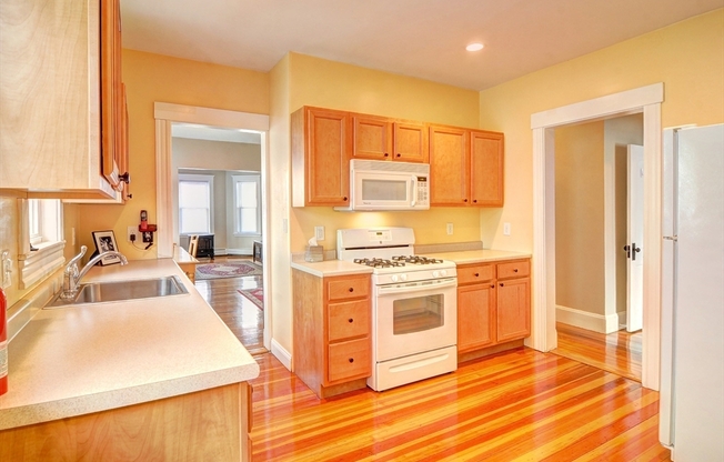 17 GORHAM RD