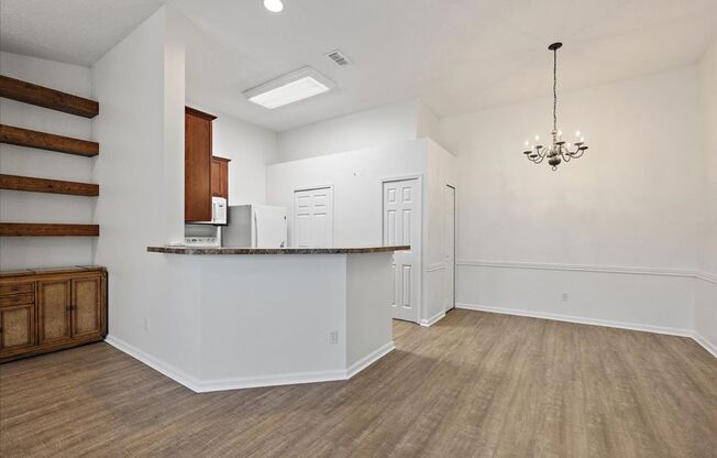 Great Jax Beach Location!