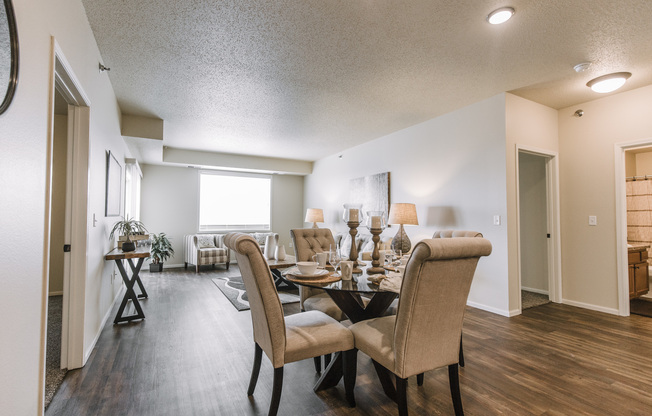 3 beds, 2 baths, 1,242 sqft, $1,750, Unit 4201-308