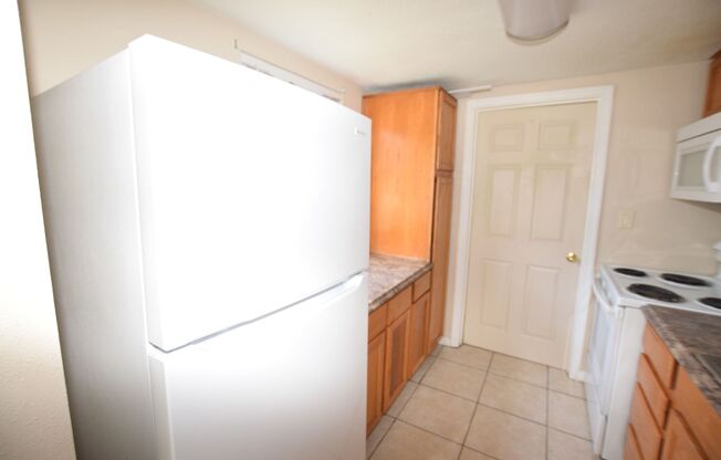 3 beds, 1 bath, $1,500