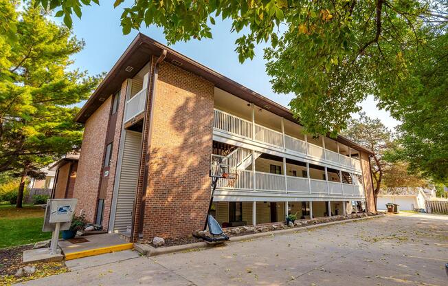 4501 MADISON AVE