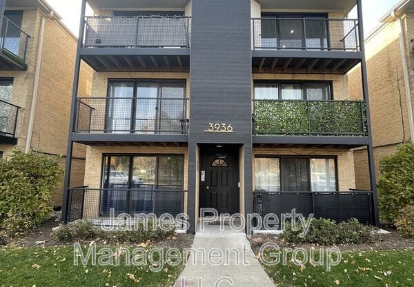 3936 N NARRAGANSETT 2 N