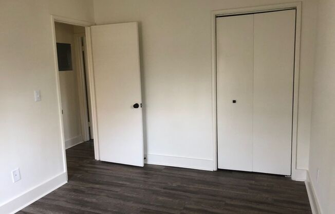 2 beds, 1 bath, 700 sqft, $1,750, Unit 218-07