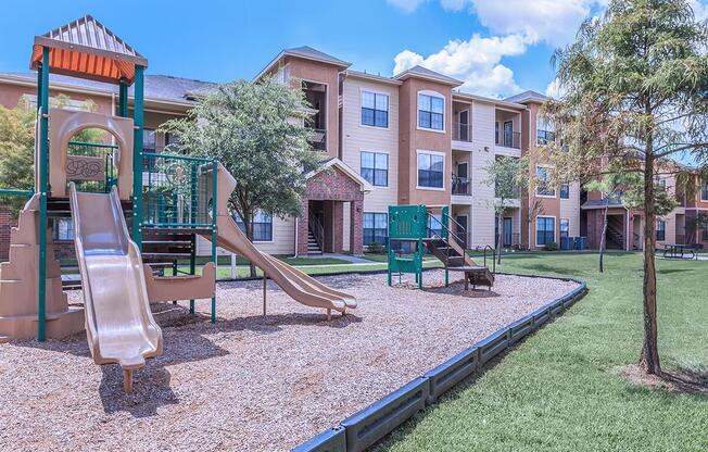 CHILDREN'S PLAY AREA