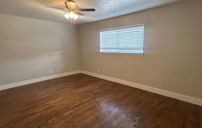 1 bed, 1 bath, 690 sqft, $895, Unit 101