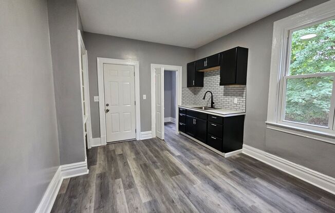 Fully updated 3 Bedroom 1 Bath Apartment for rent in Beechview!
