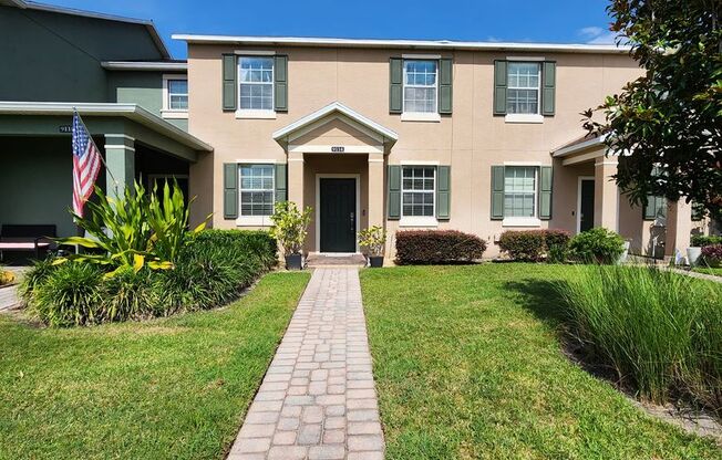 Stylish 3-Bed Home in Lake Nona – Comfort, Space & Location!