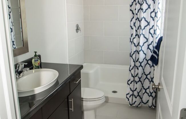 1 bed, 1 bath, 650 sqft, $1,195, Unit Unit 202 A650 w/Nook