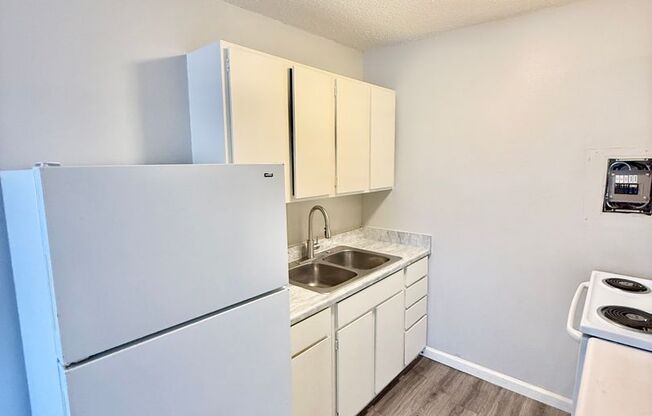 Studio, 1 bath, 490 sqft, $749, Unit Unit 312