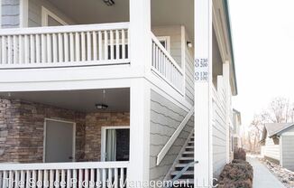 5225 White Willow Dr #O200