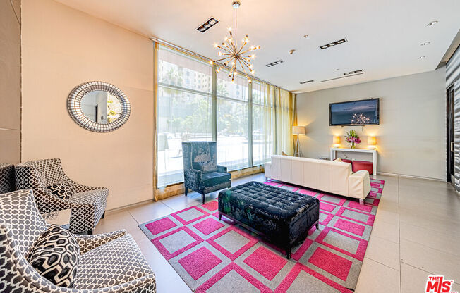 1 bed, 2 baths, 1,130 sqft, $2,800, Unit 321