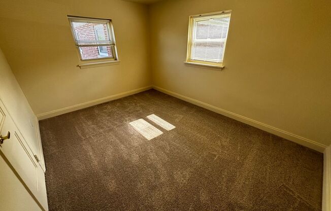 1 bed, 1 bath, $955, Unit 0023BTH