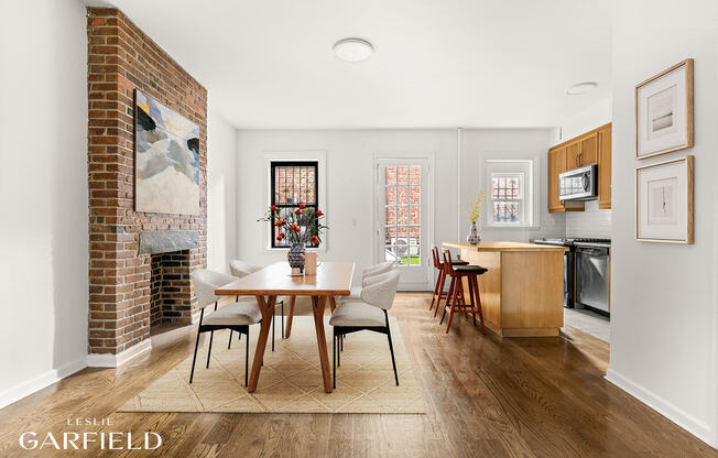 282 BLEECKER ST