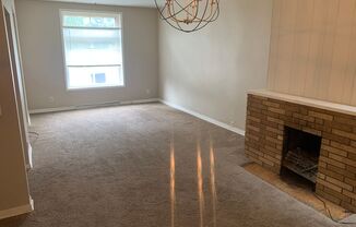 4 beds, 1 bath, $1,640, Unit 1428