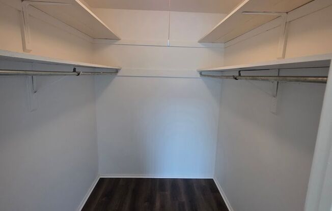 1 bed, 1 bath, 625 sqft, $785, Unit 9744G