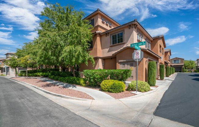 Beautiful Townhome in Summerlin