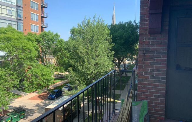4 beds, 2 baths, $2,395, Unit 9