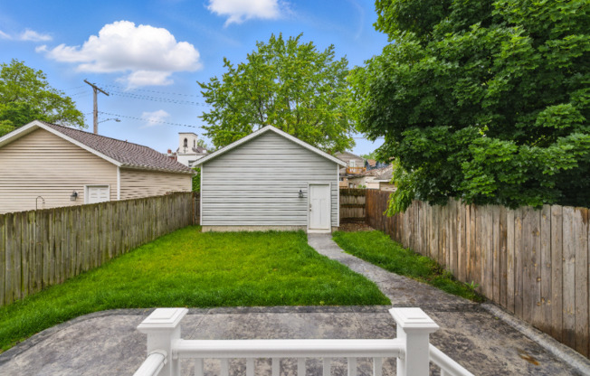 2138 W 41 ST