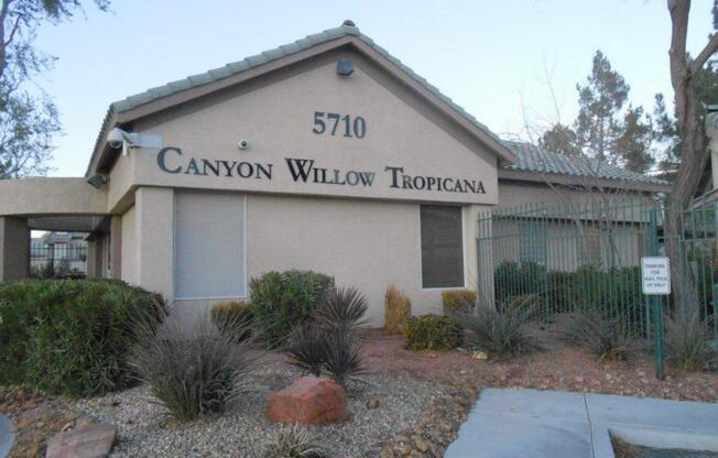 2 beds, 2 baths, $1,375