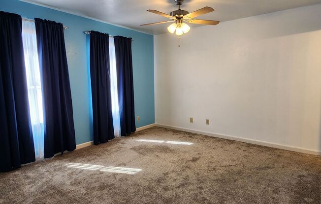 NEWLY RENOVATED BOTTOM FLOOR CONDO