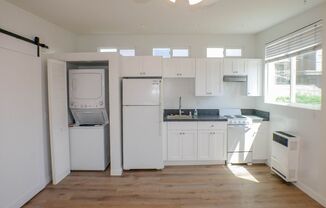 4646-4648 Del Monte Ave.