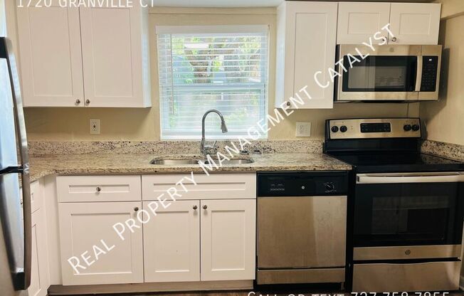 1720 GRANVILLE CT S