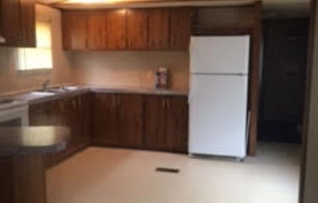 2 beds, 1.5 baths, $1,025