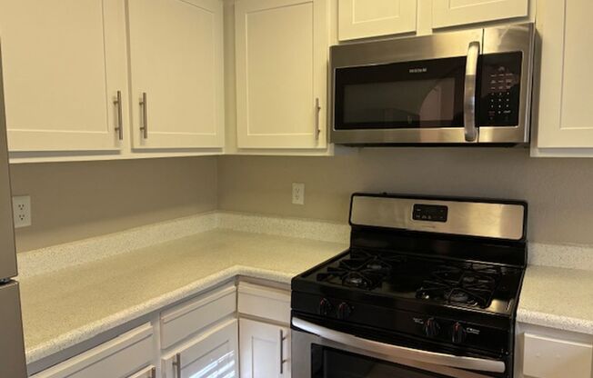 2 beds, 2 baths, 1,085 sqft, $1,356, Unit CA 1330-221