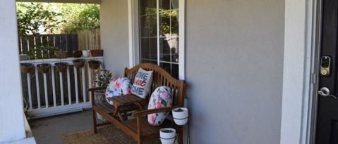 1136 LOCHBRAE RD