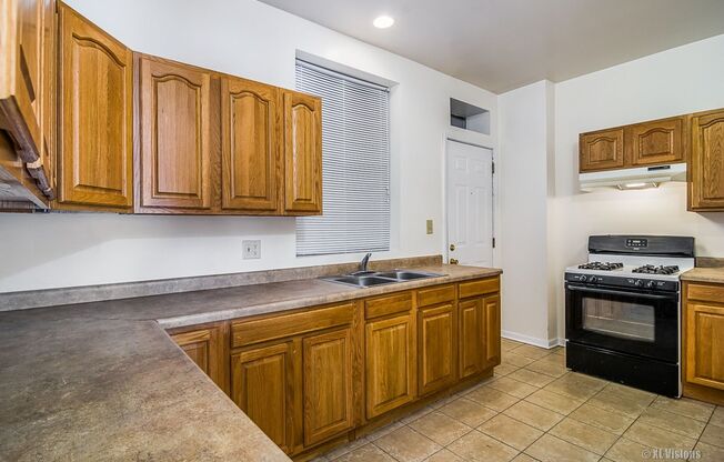 350-52 E. 59th St. / 5857-59 S Calumet Ave