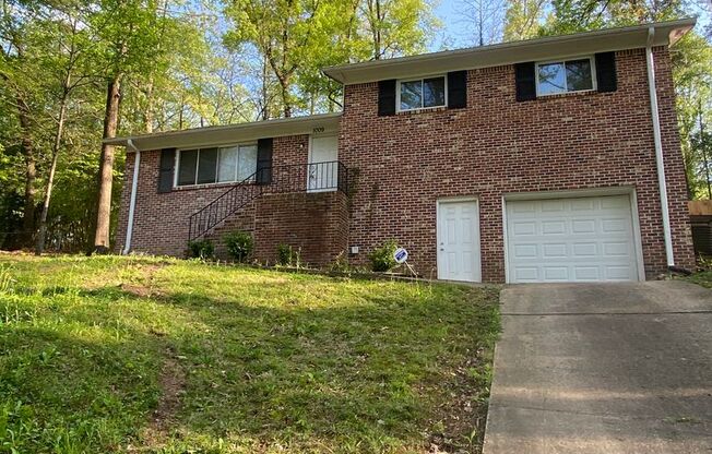 Welcome to 1009 Springview St, Birmingham, AL!