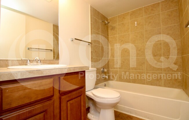 2 beds, 2 baths, 699 sqft, $925, Unit 501