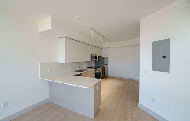 1 bed, 1 bath, 653 sqft, $1,859, Unit 235