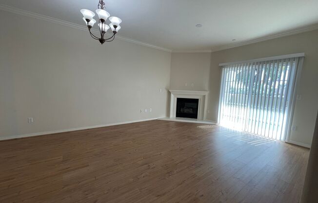 Updated Condo on Top Floor in Harbor City