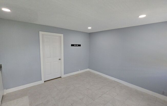 9010 Linda Vista Rd - Unit C **HALF OFF THE SECOND MONTH'S RENT MOVE-IN SPECIAL**