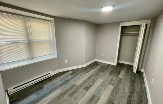 1 bed, 1 bath, 650 sqft, $1,300, Unit 55 Unit B