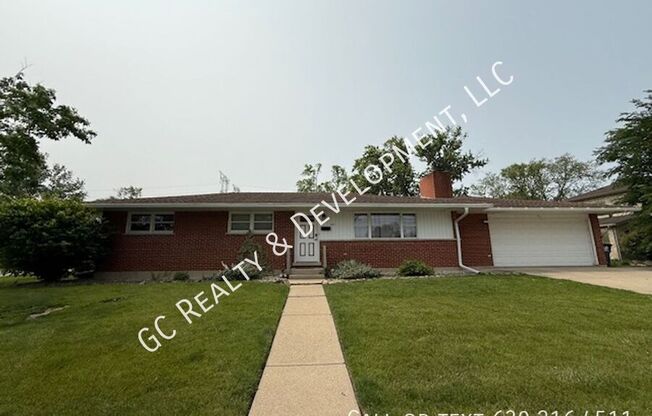 381 W MILLERS RD