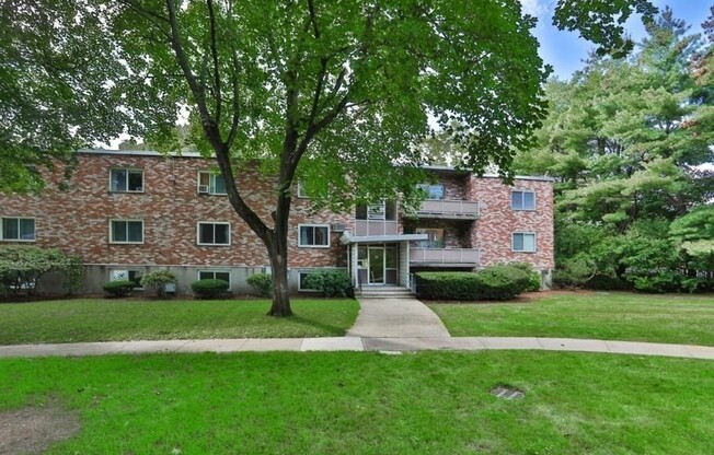 38 JACQUELINE RD