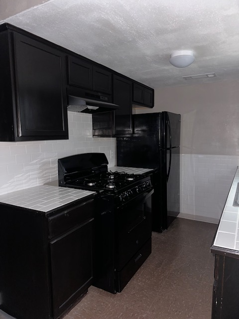 1710 WOOTEN PARK DR