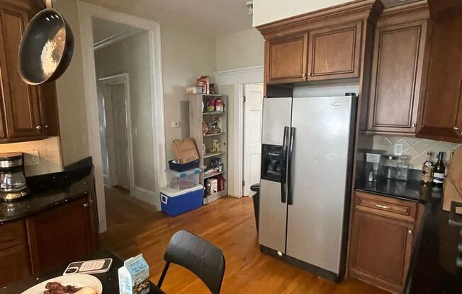 862 East 5th