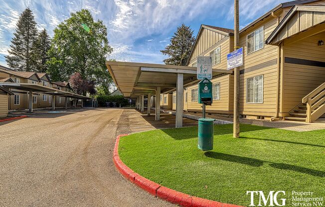 2 beds, 1 bath, 900 sqft, $1,710, Unit 228