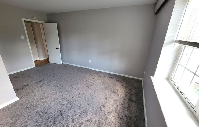 1 bed, 1 bath, $2,095, Unit LL - 206