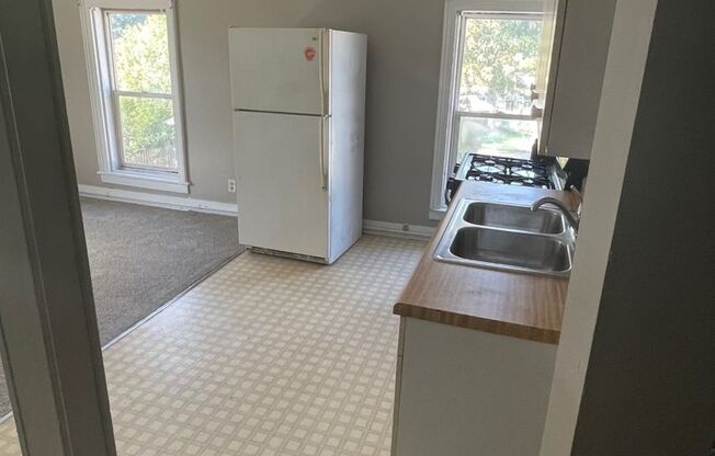 316 Maple Ave 6 Unit