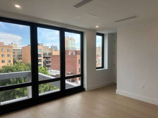 916 58 ST
