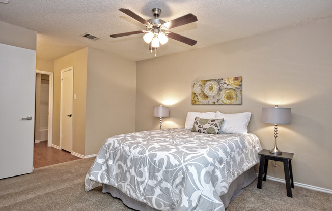 3 beds, 2 baths, 1,147 sqft, $1,850, Unit 11613B
