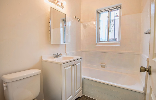 Studio, 1 bath, 510 sqft, $1,399, Unit 405