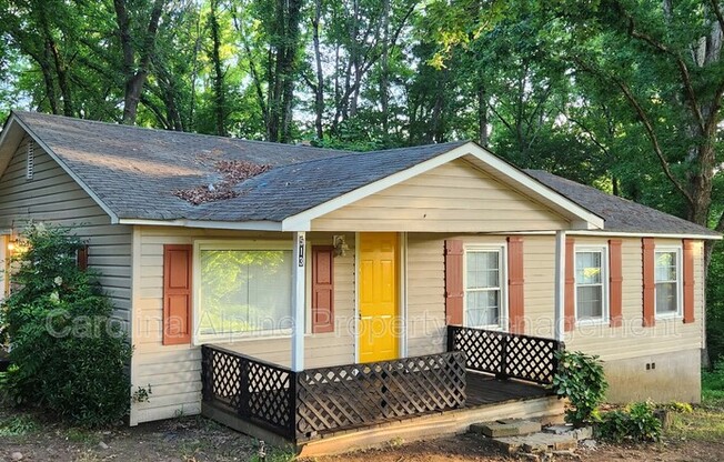513 BUCKLE BEE RD