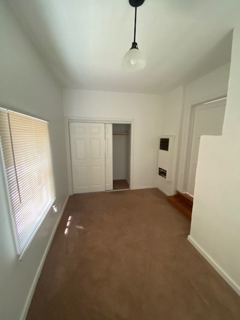 3 beds, 1 bath, $4,295