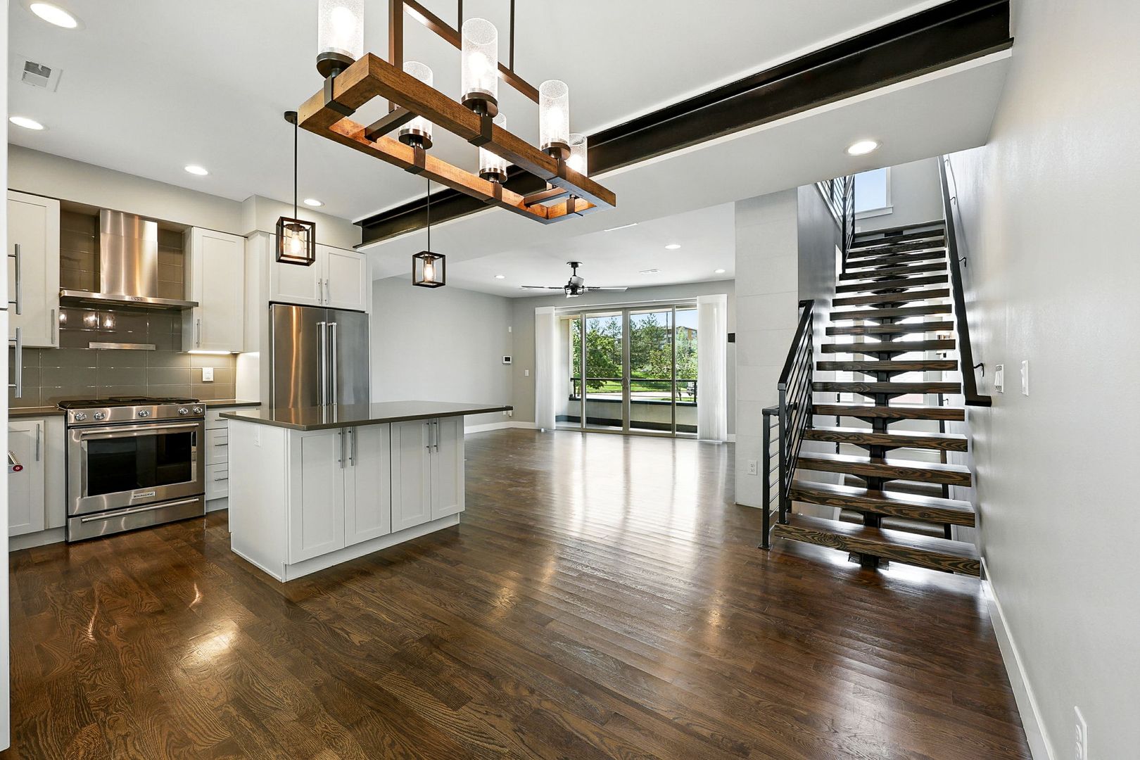 Modern 3-story Townhome | Rooftop Deck + Garage | Prime Old Town Littleton