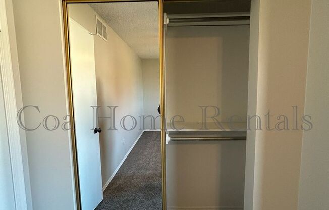 2 beds, 1.5 baths, $1,100, Unit 601